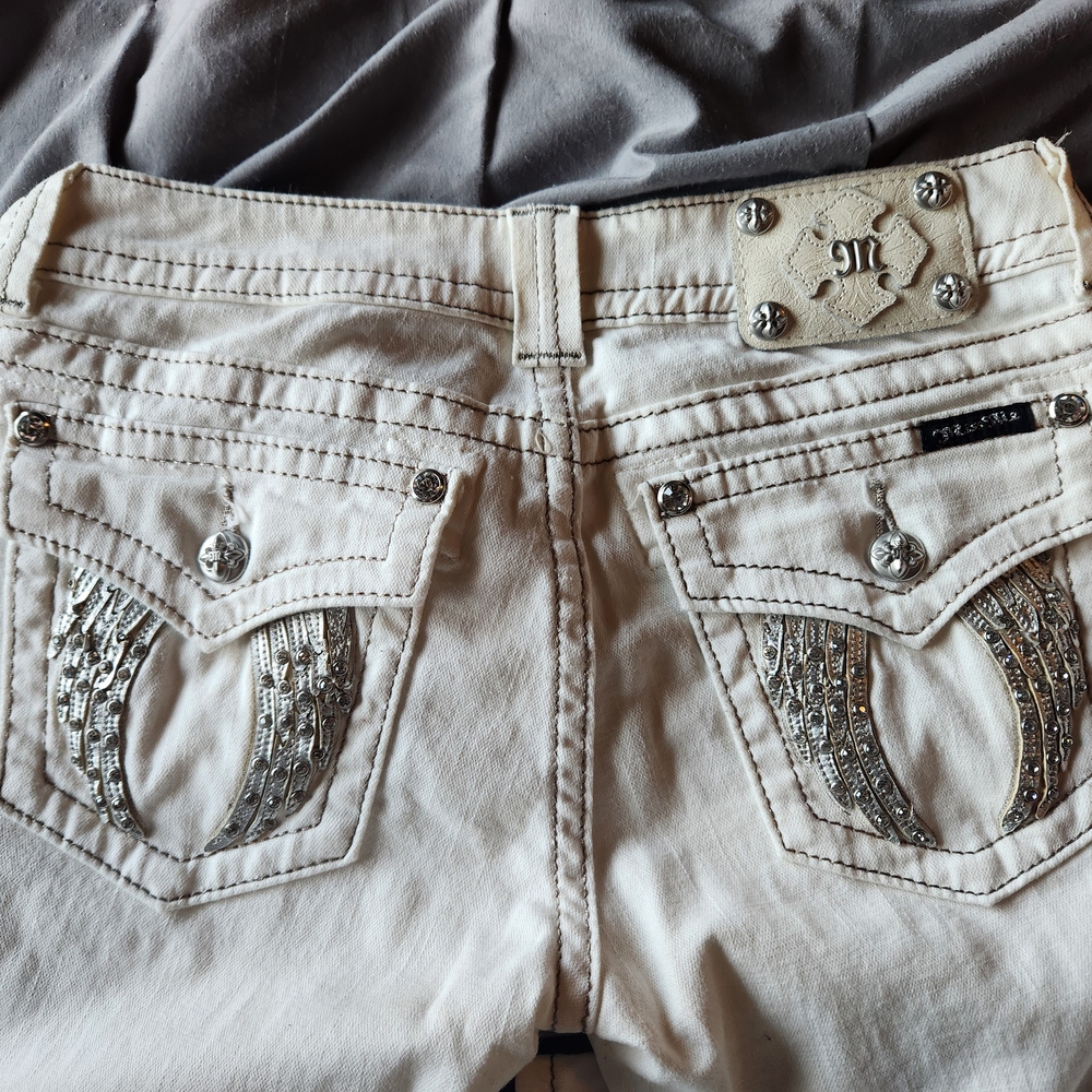 Embellished White Miss Me Women's Jeans with Silver Accents